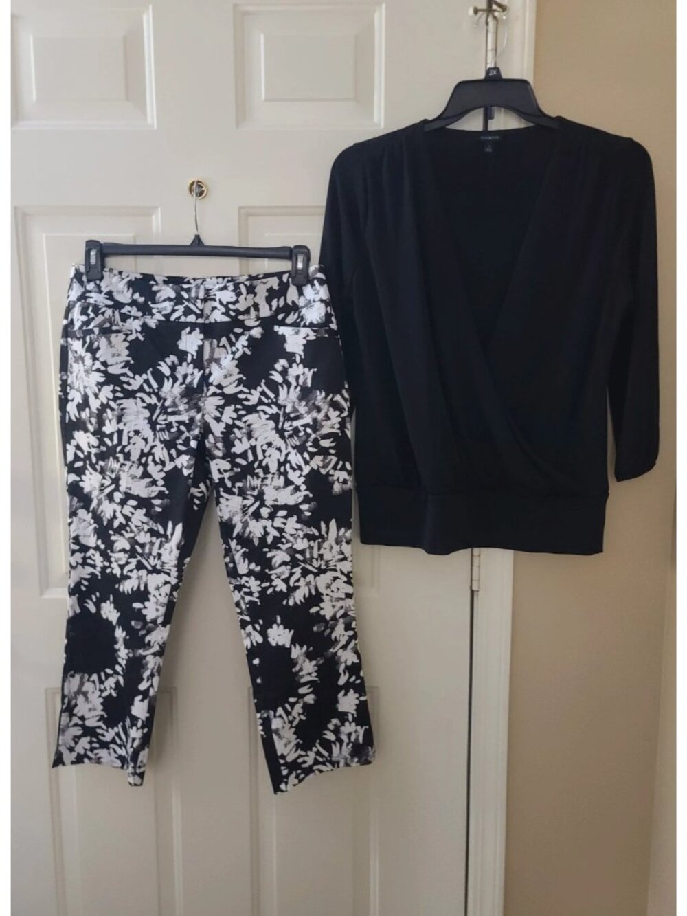 Ny & Co Ankle Pants 8 & Talbots Top Small